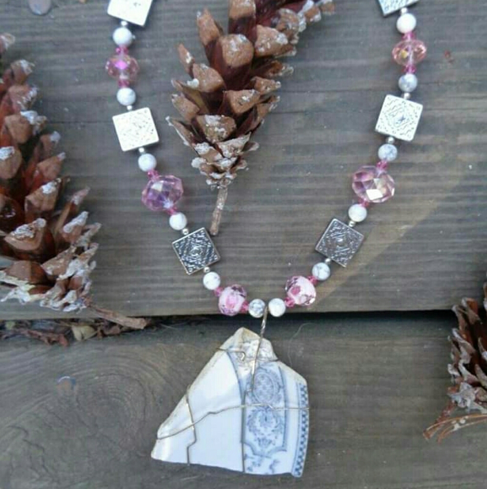 Teacup necklace